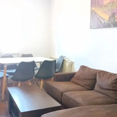 Apartment Tineria Once Apt Lugo