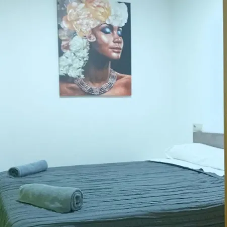 Apartment Tineria Once Apt Lugo